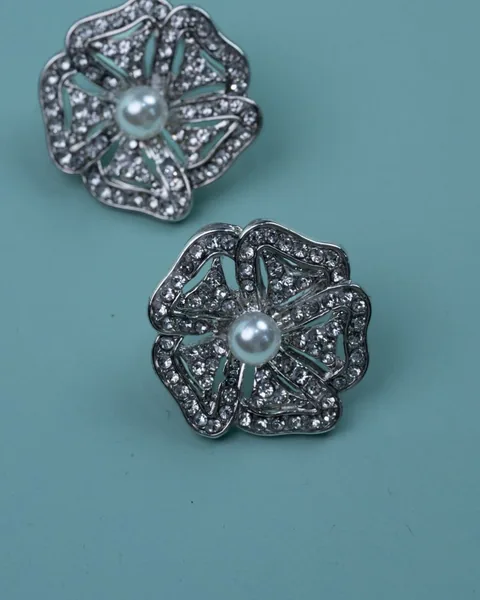 Flower Earrings with Pearl, Silver