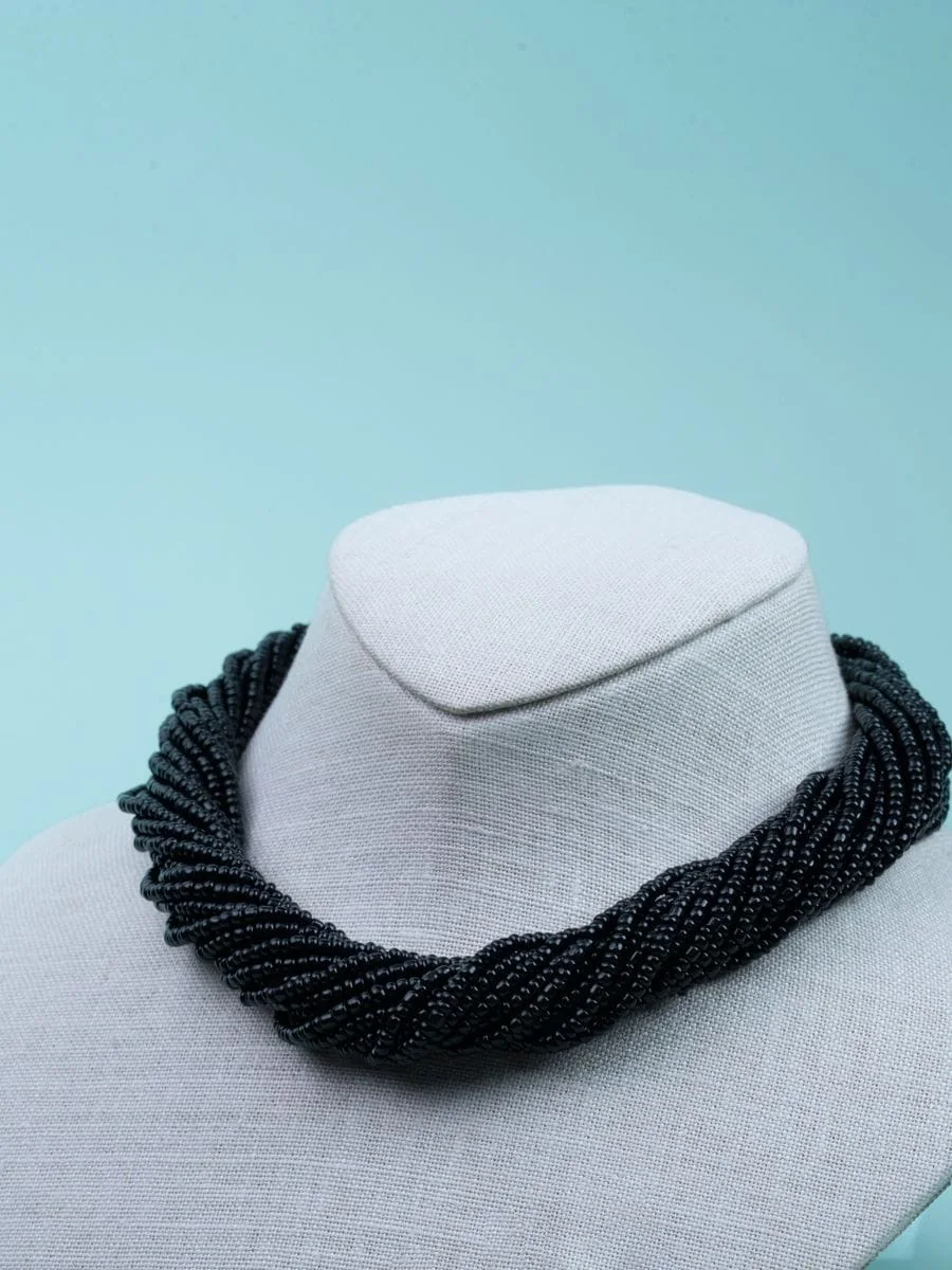 Twisted Bead Necklace, Black